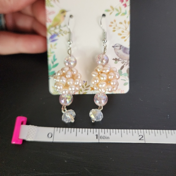 Source Unknown Jewelry - Mauve Faux Pearl Cluster Drop Earrings‎